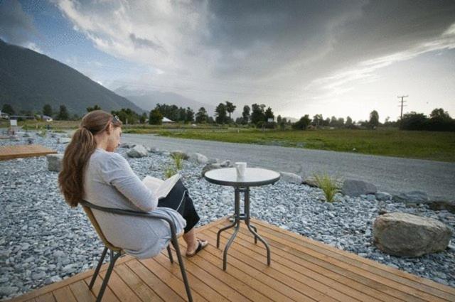 Mt Cook View Motel - Fox Glacier Room photo